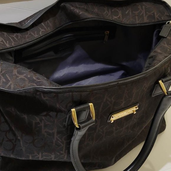 Authentic Calvin Klein Handbag - Picture 2 of 2
